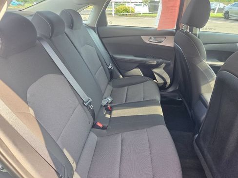 Used 2023 Kia Forte LXS FWD image 29