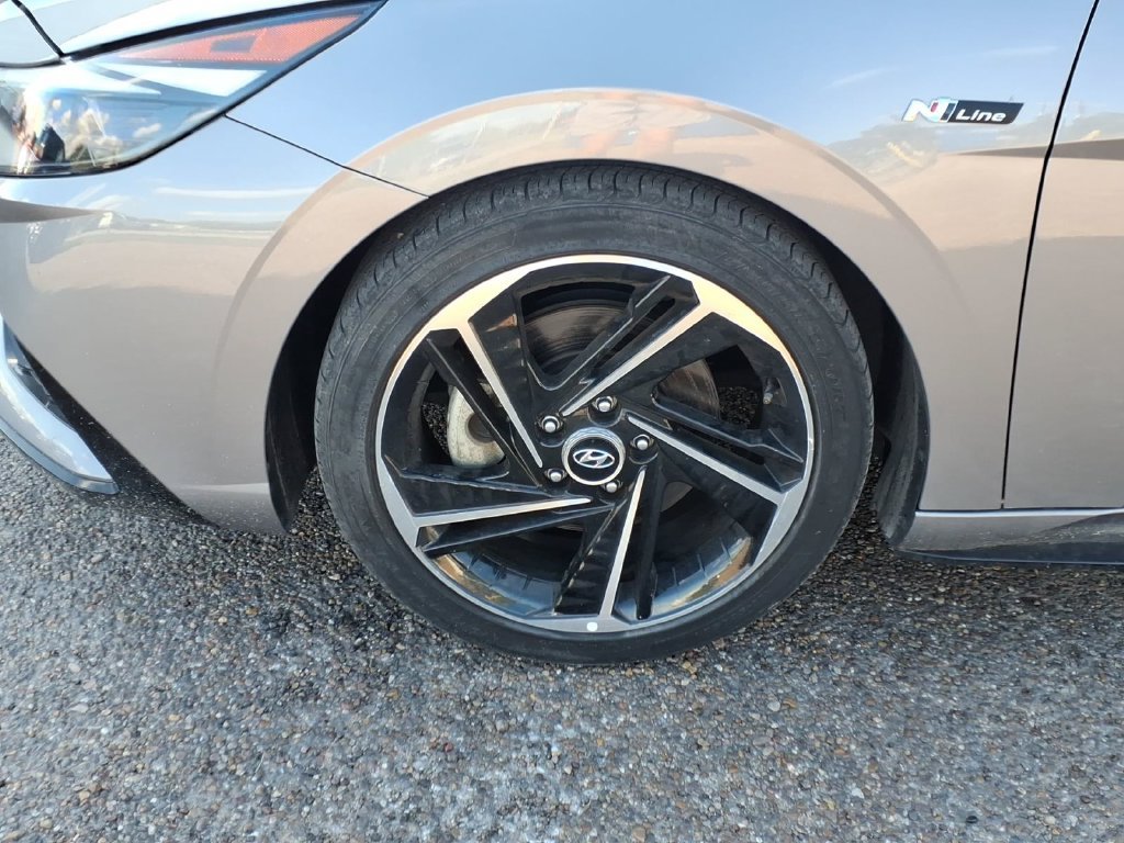Used 2023 Hyundai Elantra N Line FWD image 9
