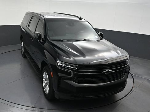 Used 2024 Chevrolet Suburban RST w/ Luxury Package RWD image 23
