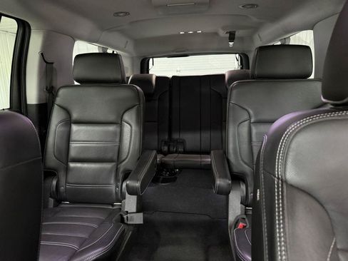 Used 2020 GMC Yukon XL Denali w/ Open Road Package AWD/4WD image 15