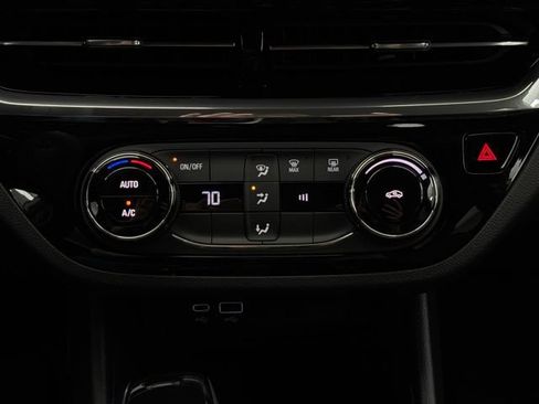 New 2026 Buick Envista Sport Touring w/ Advanced Safety Package FWD image 24