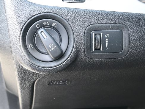Used 2015 Dodge Journey SXT w/ Flexible Seating Group FWD image 9