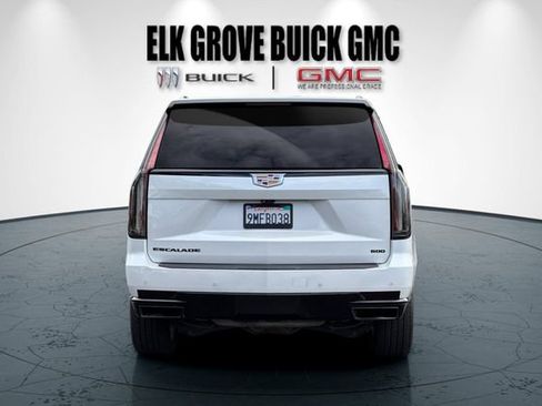 Used 2022 Cadillac Escalade Sport w/ Touring Package AWD/4WD image 5
