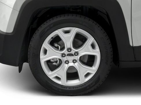 Used 2016 Jeep Renegade Limited image 14