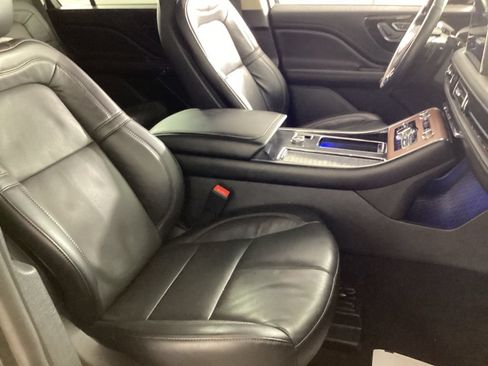 Used 2023 Lincoln Aviator Reserve w/ Equipment Group 201A AWD/4WD image 25