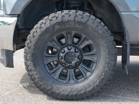 Used 2018 Ford F250 Lariat w/ Lariat Ultimate Package AWD/4WD image 30