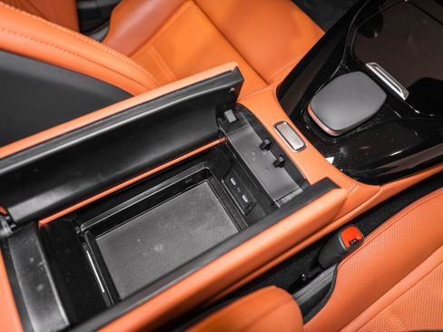 Used 2025 Mercedes-Benz AMG GT 63 image 40