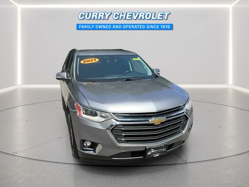 Used 2021 Chevrolet Traverse LT AWD/4WD image 3