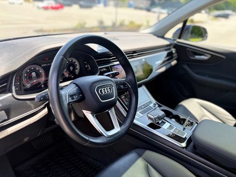 Used 2023 Audi Q7 3.0T Premium AWD/4WD image 11