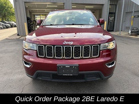 Used 2021 Jeep Grand Cherokee Laredo AWD/4WD image 10