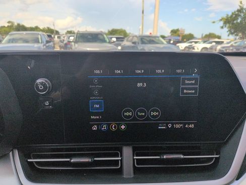 Used 2025 Chevrolet Trax LS FWD image 18