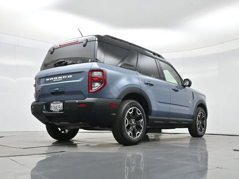 Used 2025 Ford Bronco Sport Outer Banks w/ Outer Banks Tech Package+ image 48