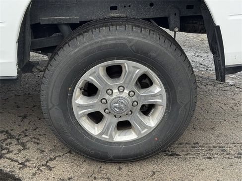 Certified 2023 RAM 2500 Big Horn w/ Level 1 Equipment Group image 11