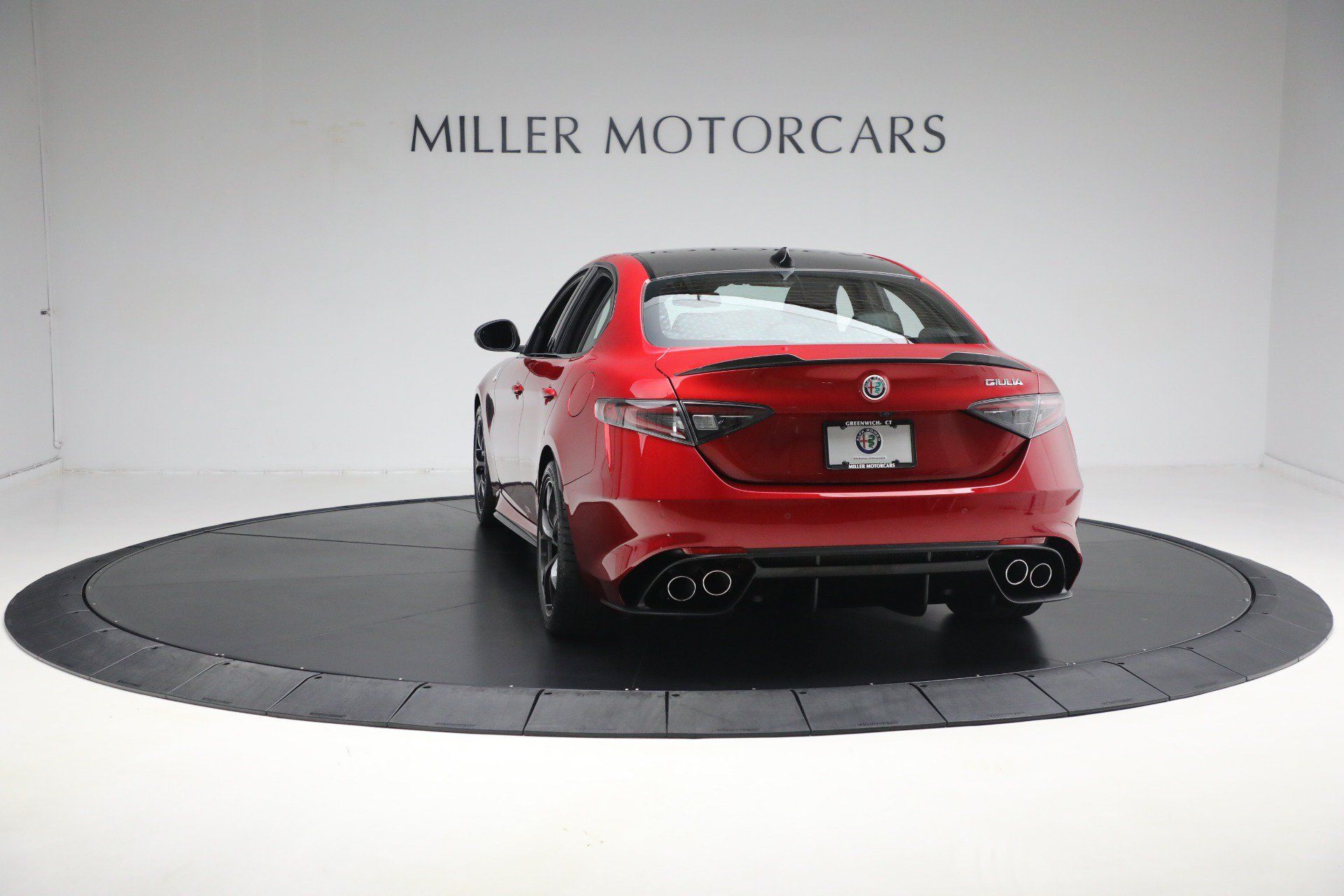 Used 2024 Alfa Romeo Giulia Quadrifoglio w/ Active Assist Plus Package RWD image 8