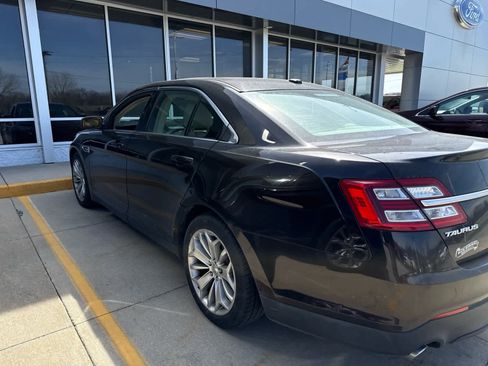 Used 2013 Ford Taurus Limited image 8