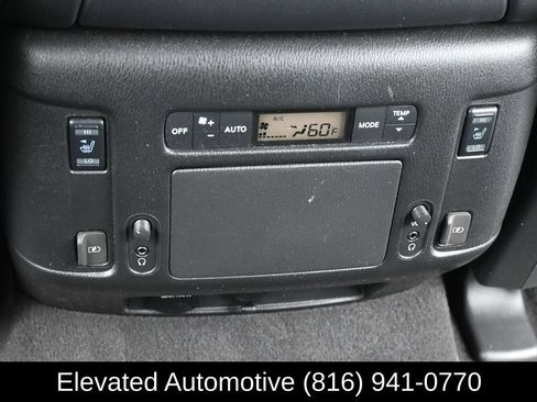 Used 2018 INFINITI QX80 4WD w/ Deluxe Technology Package image 16