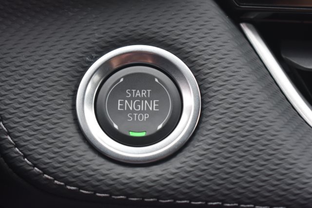 New 2027 Chevrolet Equinox LT w/ Safety and Technology Package FWD image 27