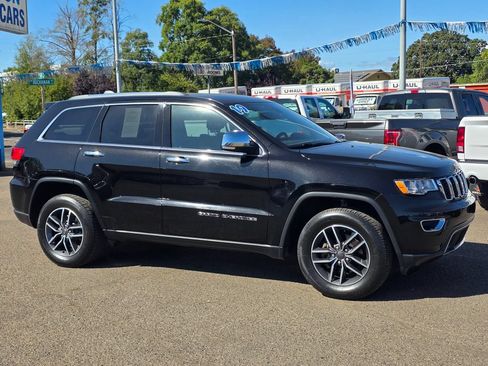 Used 2019 Jeep Grand Cherokee Limited AWD/4WD image 3