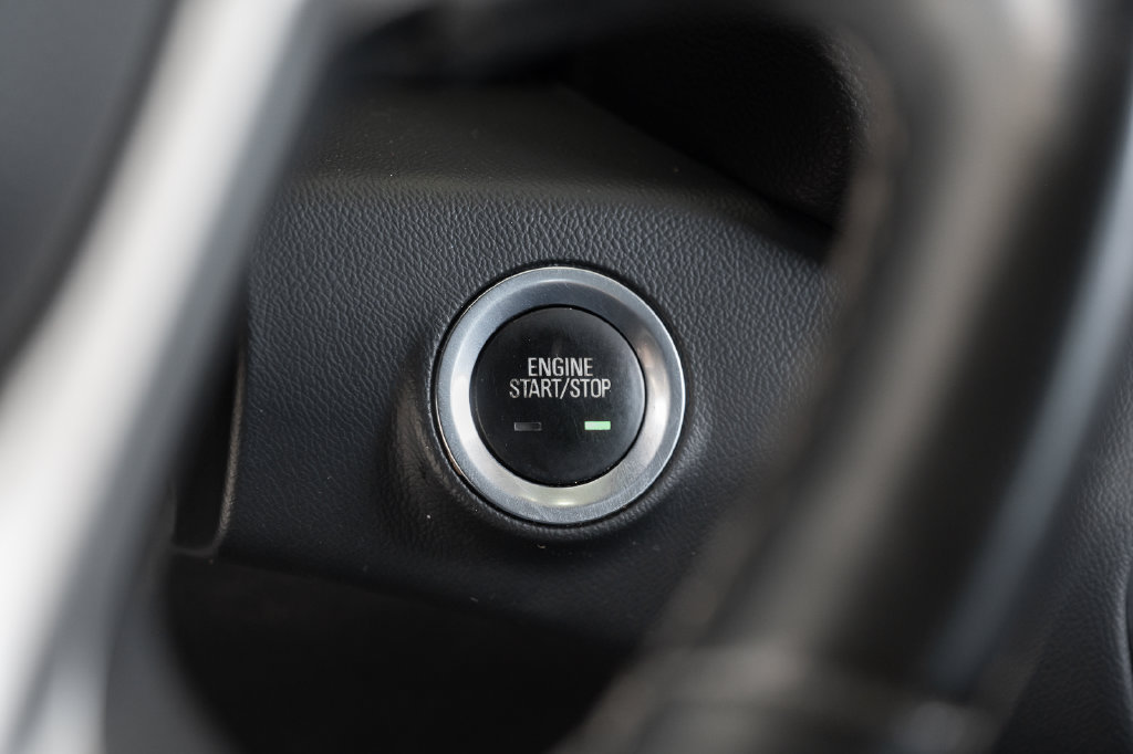 Used 2023 GMC Terrain SLT AWD/4WD image 29