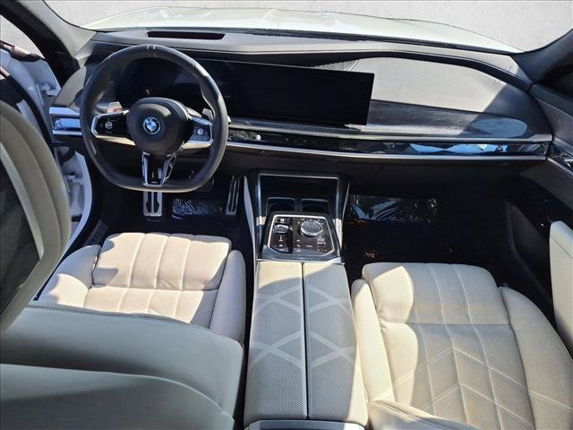 Used 2024 BMW 750e xDrive w/ Premium Package AWD/4WD image 16
