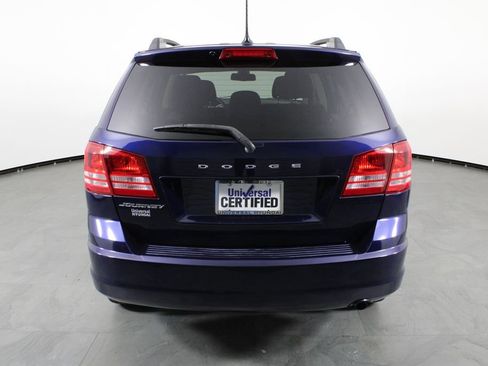 Used 2018 Dodge Journey SE image 8