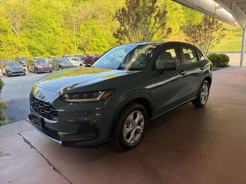 Used 2023 Honda HR-V LX image 1