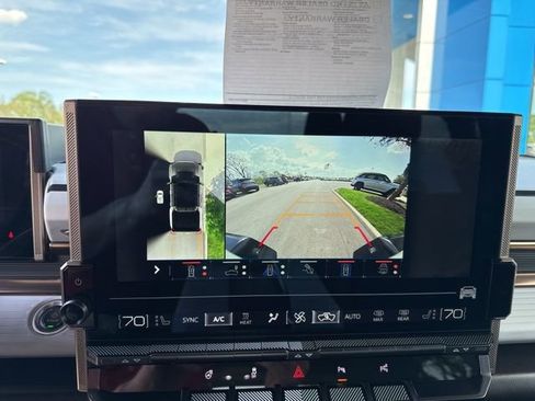 Used 2025 GMC Hummer EV 3X image 30