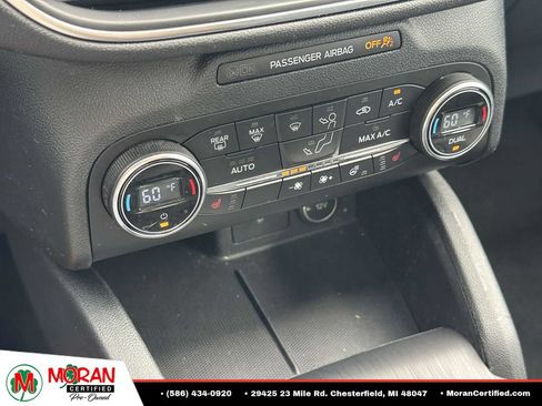 Used 2020 Ford Escape Titanium AWD/4WD image 24
