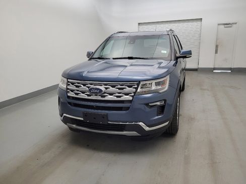 Used 2018 Ford Explorer Limited w/ Equipment Group 301A FWD image 15