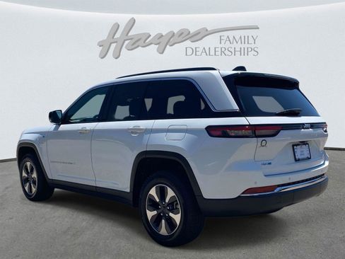 Used 2024 Jeep Grand Cherokee Limited 4xe AWD/4WD image 7