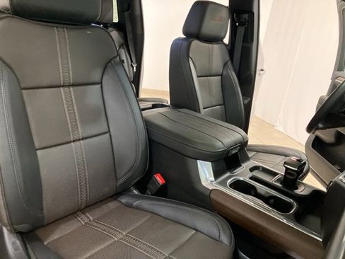 Used 2024 Chevrolet Silverado 1500 High Country w/ Technology Package image 27