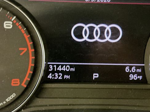 Used 2023 Audi Q5 2.0T Premium w/ Convenience Package AWD/4WD image 19