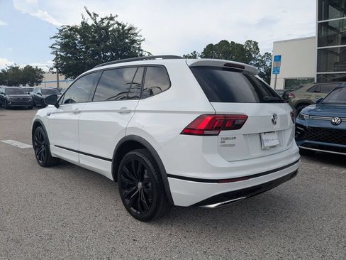 Used 2020 Volkswagen Tiguan SE R-Line FWD image 4