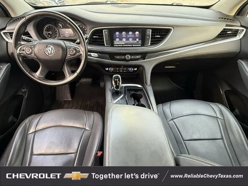 Used 2020 Buick Enclave Essence FWD image 11
