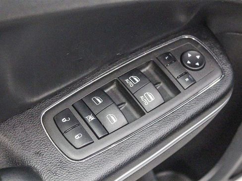 Used 2022 Dodge Charger SXT w/ Leather Interior Group image 20