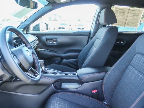 Certified 2026 Honda HR-V Sport image 18
