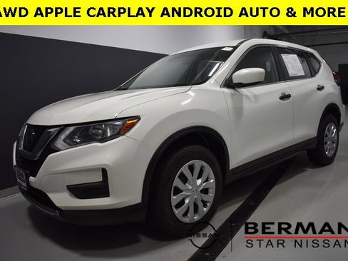 Used 2020 Nissan Rogue S image 1