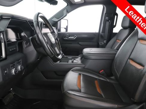 Used 2024 GMC Sierra 2500 AT4 w/ AT4 Premium Plus Package AWD/4WD image 17