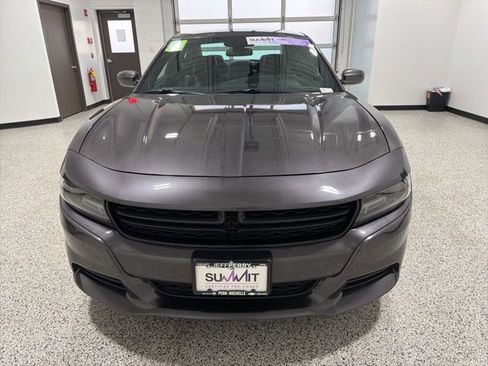 Used 2021 Dodge Charger SXT w/ Leather Interior Group image 8
