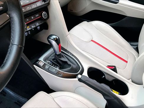 Used 2020 Hyundai Veloster Turbo Ultimate image 14