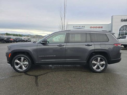 Used 2022 Jeep Grand Cherokee L Limited image 2