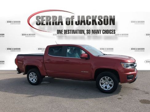 Used 2018 Chevrolet Colorado LT w/ LPO, Premium Interior Package image 9