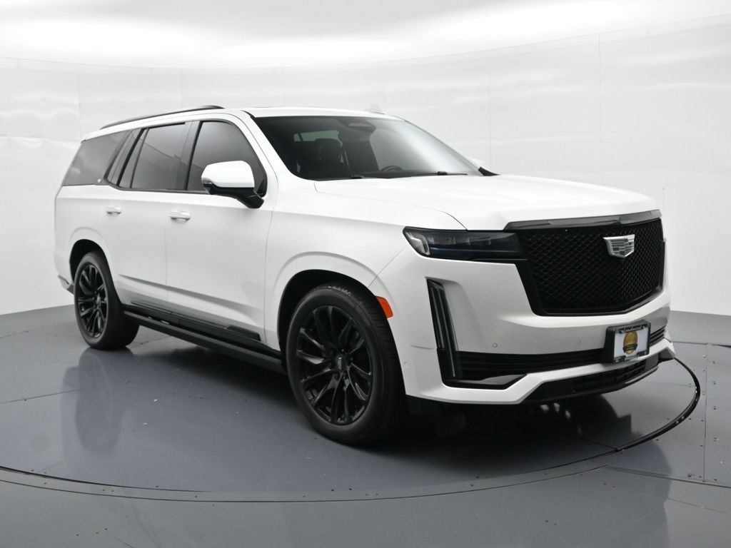 Used 2024 Cadillac Escalade Sport Platinum w/ LPO, ONYX Package AWD/4WD image 3
