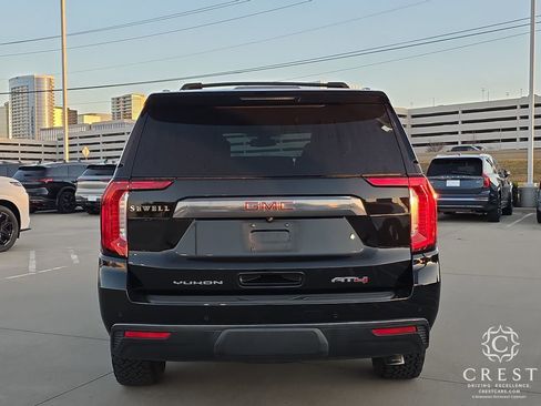 Used 2021 GMC Yukon AT4 w/ AT4 Premium Plus Package image 4