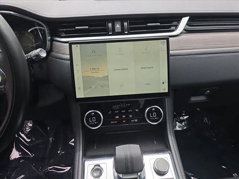 Used 2022 Jaguar F-PACE S AWD/4WD image 20