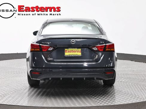 Used 2022 Nissan Altima 2.5 SV FWD image 6