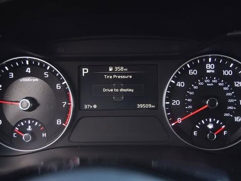 Used 2024 Kia Forte LXS image 10