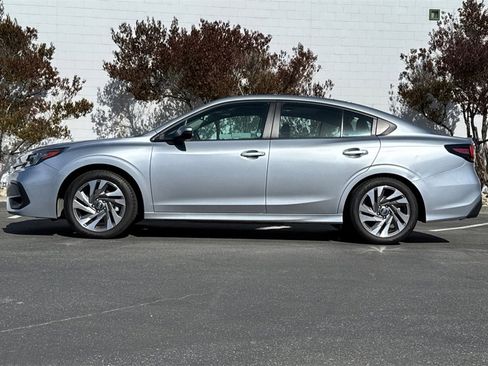 Certified 2025 Subaru Legacy Limited image 7