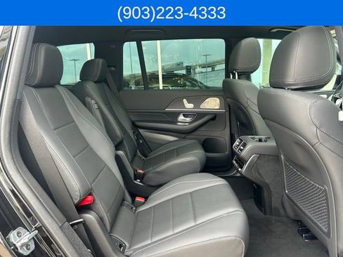 Used 2025 Mercedes-Benz GLS 450 4MATIC image 47