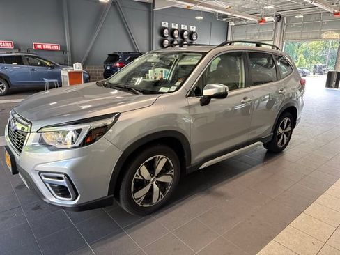 Used 2020 Subaru Forester Touring AWD/4WD image 10
